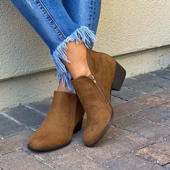 Cognac Asymmetrical Style Boho Chic Ankle Booties - Picture 9 of 9